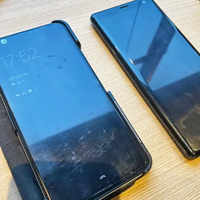 お客様のスマホ2台